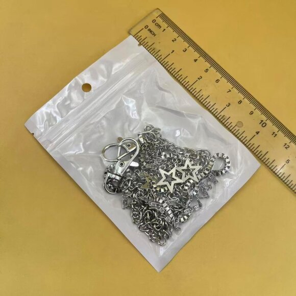 Stylish Vintage-Inspired Chain Belt for Skateboarding and Hip-Hop Culture - Picture 4 of 6